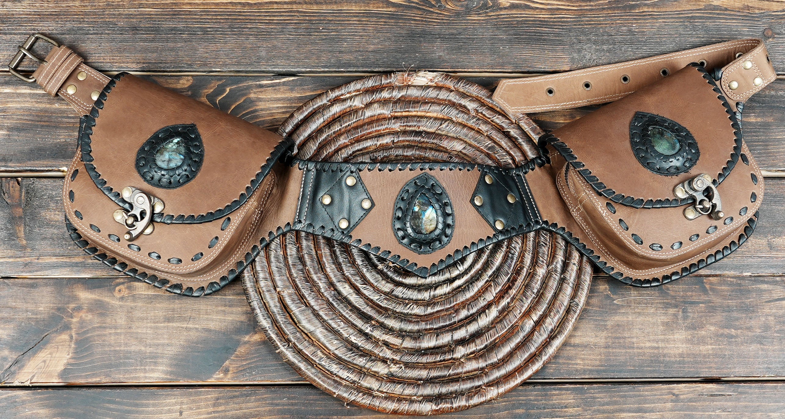 Boho chic leather pouch belt with Labradorite centerpiece and rustic details