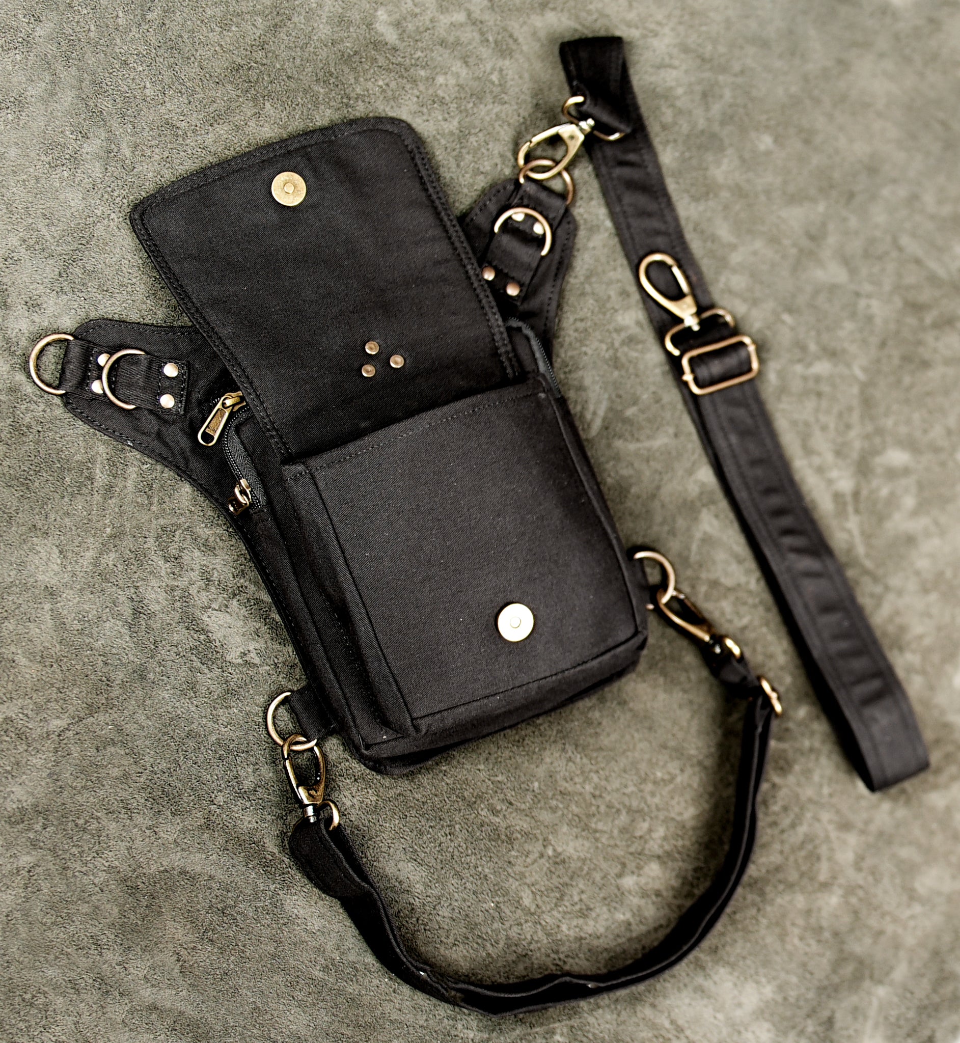 Adjustable black cotton waist belt bag with clip-on hardware