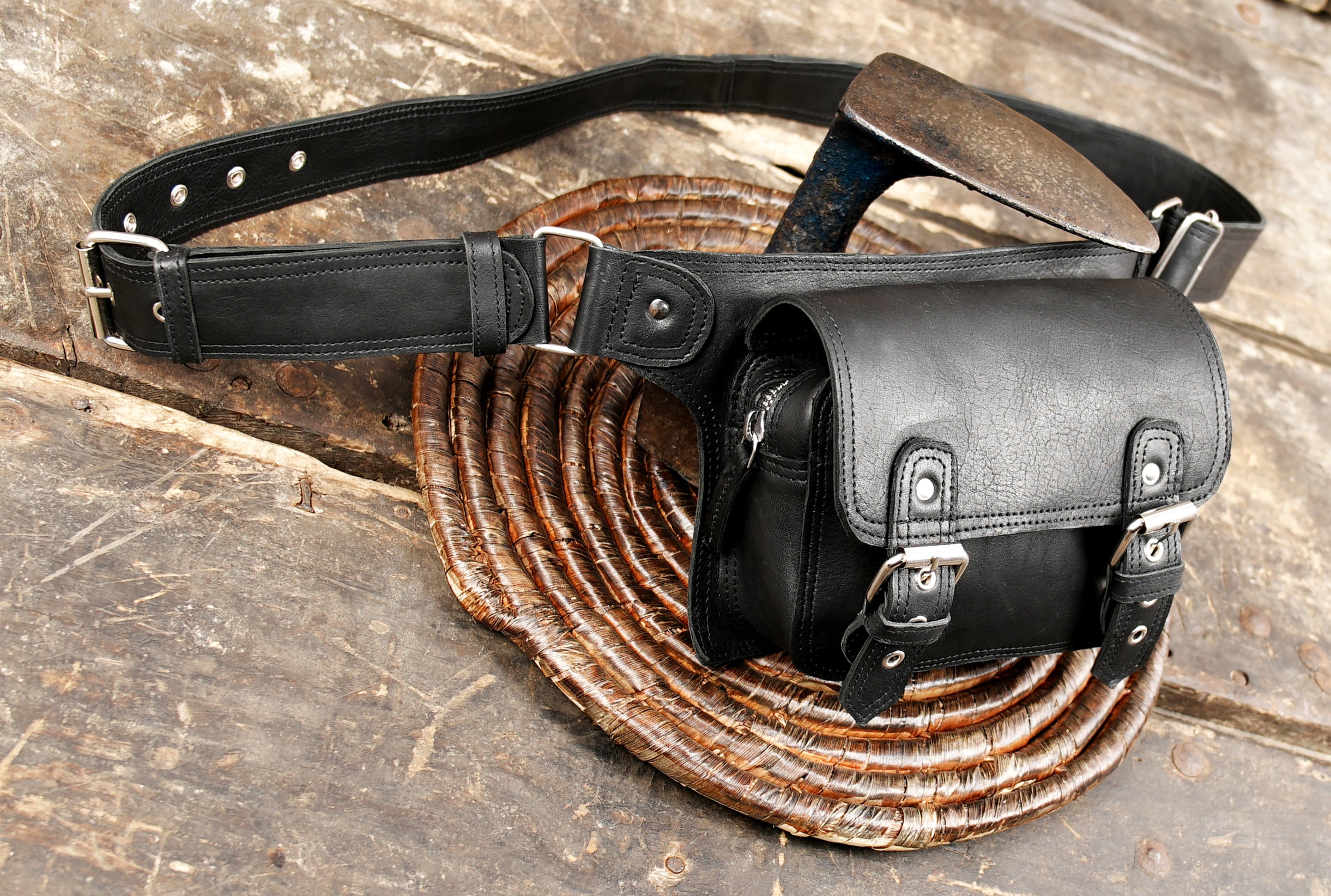 Leather waist belt organizer with adjustable fit