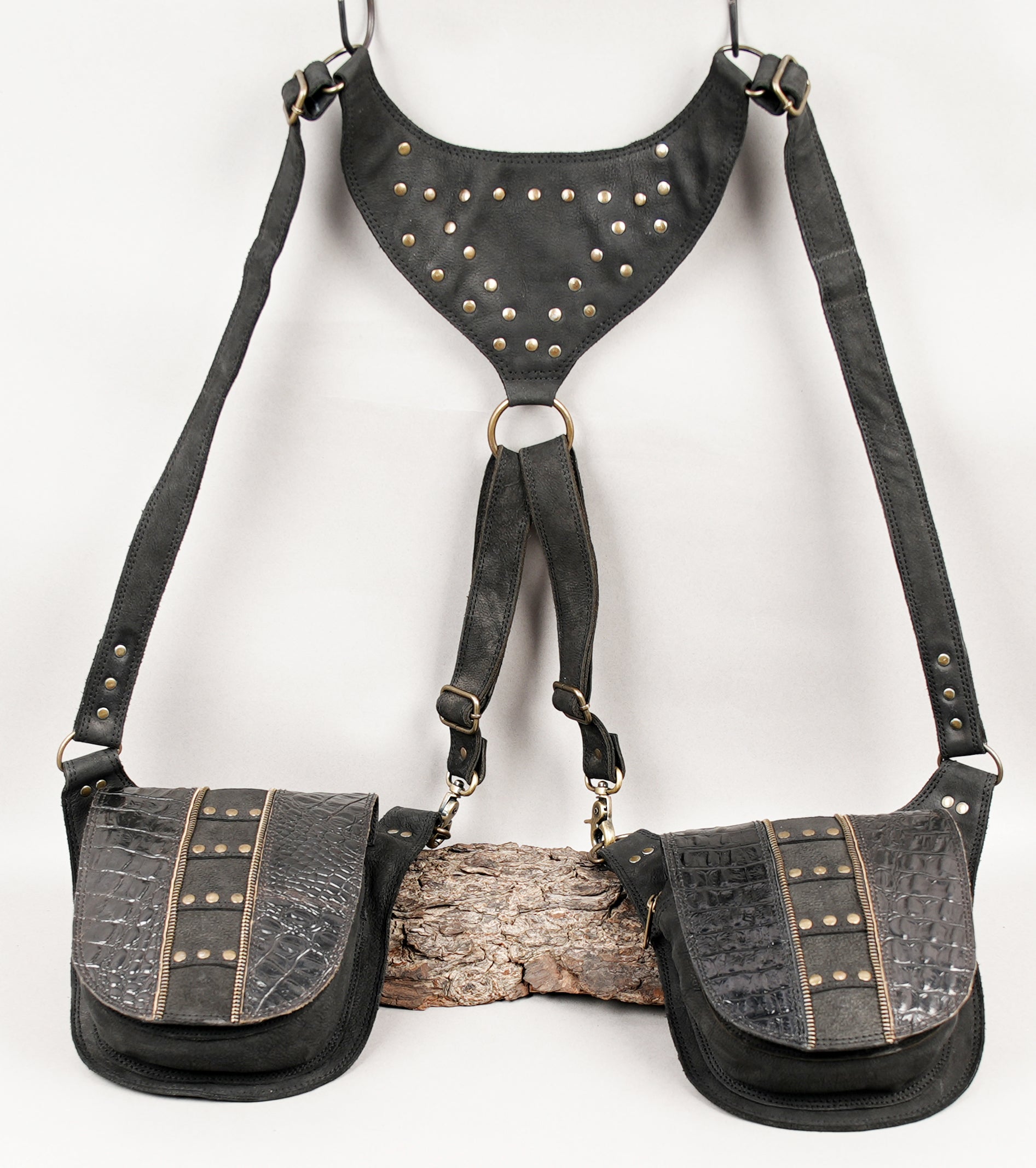 Crossbody leather harness holster with adjustable straps