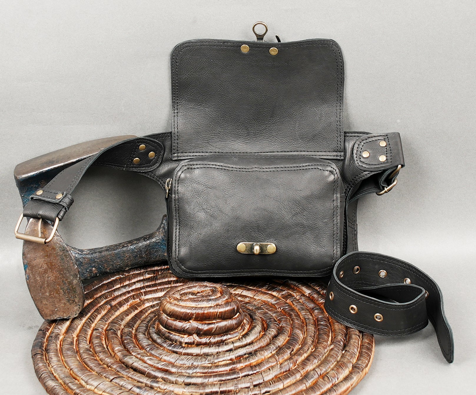 Everyday leather belt pouch for phone, wallet and keys