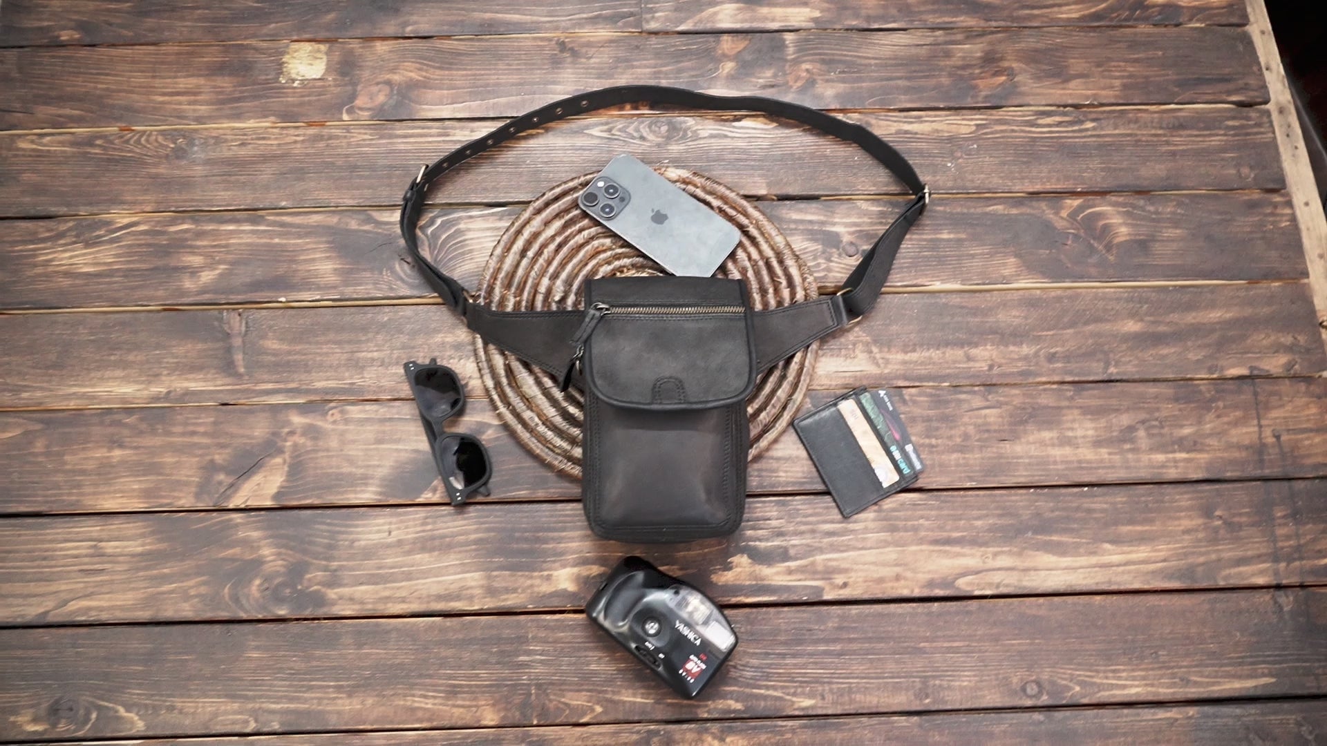 Genuine Leather Waist Belt with Secure Pouch – Steampunk & Gothic Accessory