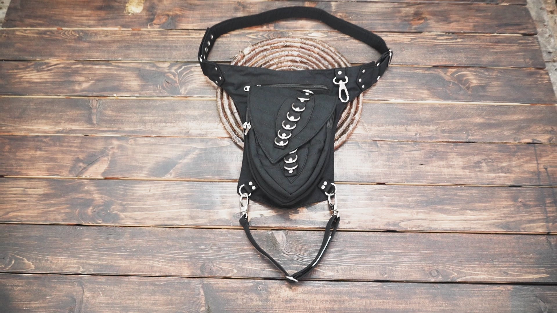 Black Cotton Gothic Leg Bag with Silver Ring Detail – Adjustable Festival Thigh Pouch