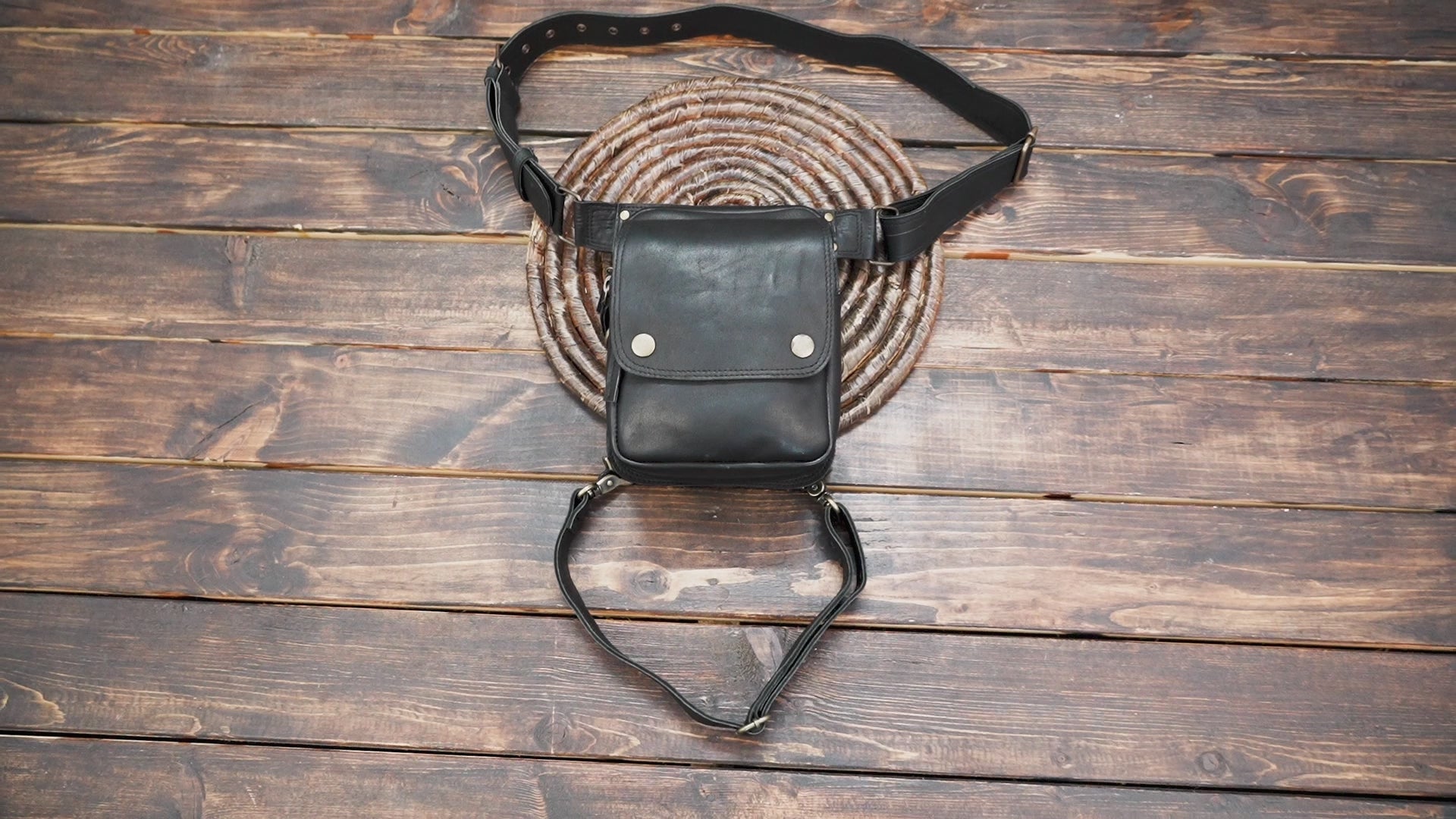 Genuine Leather Thigh Holster Belt – Gothic, Steampunk & Cosplay Waist Bag